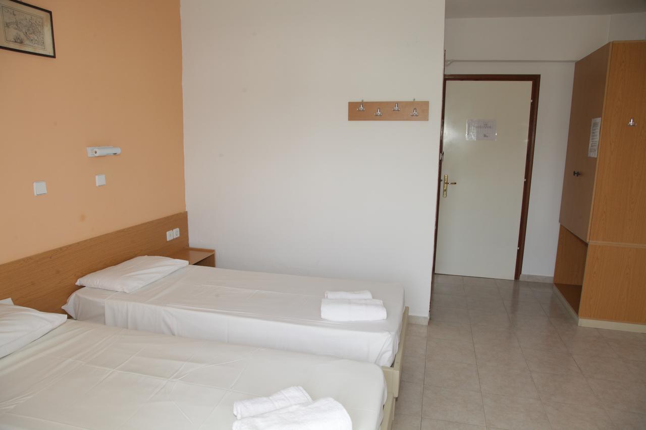 Kastelli Hotel *