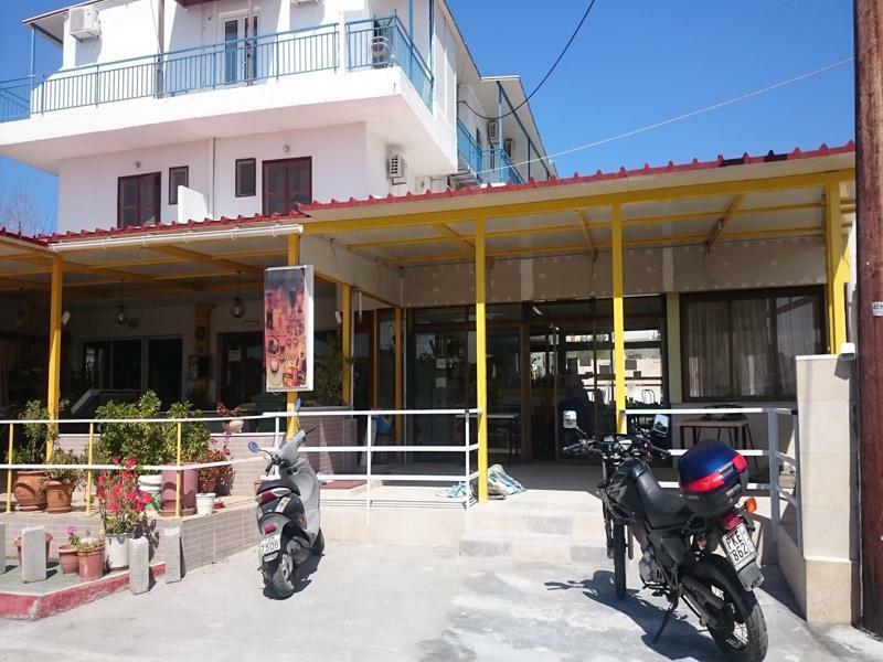 Kastelli Hotel *